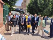وفد لجنة الصحة بمجلس النواب يتفقد مستشفى العبور فى السويس 