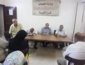 محافظ المنيا يتابع خدمات مبادرة "100 يوم صحة" بجميع مراكز وقرى المحافظة