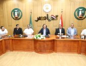 محافظ المنوفية يناقش الموقف الحالى للمرحلة الثالثة من الموجة 21 لإزالة التعديات