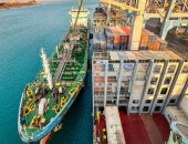 اقتصادية قناة السويس: تنفيذ أول عملية لخدمة تموين سفن بميناء السخنة بنجاح