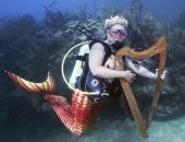 الموسيقى على نغمات الشعاب المرجانية.. فعاليات كرنفال فلوريدا المائي