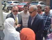 محافظ القليوبية يتفقد مقر حملة 100 يوم صحة بعزبة السوق فى بنها