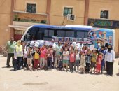 مركز شباب الحسينات بالأقصر يستقبل المكتبة المتنقلة لدعم الأطفال.. صور
