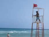 رفع الرايات الصفراء على الشواطئ الشرقية والحمراء على العجمى بالإسكندرية 