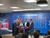 برشلونة يقدم إينيجو مارتينيز إلى وسائل الإعلام.. واللاعب يوقع حتى 2025
