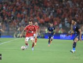 الأهلى يتقدم على الزمالك بثلاثية فى الشوط الأول.. القمة 126 تبدأ وتنتهى بسيطرة حمراء.. كولر يفوز بالتكتيك من خارج الخطوط.. تشكيل أوسوريو يُفقد فريقه الأفضلية.. وصبحي يفشل في التعامل مع قذائف الشحات ومعلول