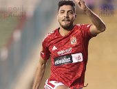 محمد شريف يضيف الهدف الثانى للأهلى فى مرمى المقاولون والنتيجة 2 / 1