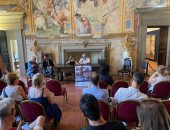 زاهى حواس يلقى محاضرة عن أحدث الاكتشافات الأثرية ويدعو الشعب الإيطالى لزيارة مصر