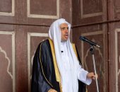 الأمين العام لرابطة العالم الإسلامي يُلقي خطبة الجمعة ويؤم المصلين في الجامع الكبير في نيودلهي