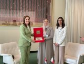 وزيرة التخطيط تبحث سبل التعاون مع وزيرة التنمية المستدامة ووزيرة الإسكان بمملكة البحرين