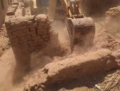 مجلس مدينة الداخلة: إزالة المنازل الآيلة للسقوط بقرية الموشية 