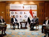 وزير البترول يبحث مع شركة كندية مشروعاتها للبحث عن الذهب فى صحراء مصر الشرقية