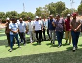 محافظ أسوان يتفقد مشروعات حياة كريمة بمركز إدفو بإجمالى 497 مشروعا