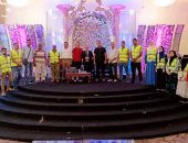 توزيع مساعدات مالية بقيمة 800 ألف جنيه على الأسر الأكثر احتياجا فى سوهاج