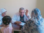 الكشف على 695 حالة على مدار يومي للقافلة الطبية المجانية بالقصاصين 