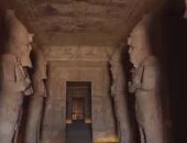 الفيلم الوثائقى "شامبليون" يكشف تحديات العالم الفرنسى لفك لغز اللغة الهيروغليفية القديمة.. عصر رمسيس الثانى كان مزدهرا ولم يكن هناك أى مؤشر لتمرد.. ويستعرض الحملات العسكرية للملك رمسيس الثانى