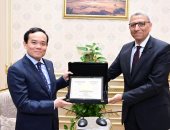 وكيل أول مجلس النواب يلتقى نائب رئيس وزراء فيتنام