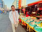أحمد فايق يتجول بسوق السمك فى بوسان الكورية: الجنسنج مهم لهم والكابوريا تأكل عيلة