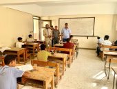 طلاب الشهادة الإعدادية بالقاهرة يؤدون اليوم امتحان مادة الهندسة
