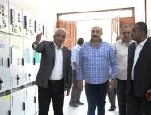 محافظ أسوان: استثناء المستشفيات وبنوك الدم ومحطات المياه من خطة تخفيف أحمال الكهرباء