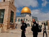 باختصار.. أهم الأخبار العربية والعالمية حتى الظهيرة.. مستوطنون يقتحمون المسجد الأقصى بحماية الاحتلال الإسرائيلى.. زلزال بقوة 4.1 درجة يضرب رومانيا.. مصرع 6 أشخاص إثر تحطم طائرة صغيرة فى كالجارى بكندا