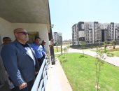 وزير الإسكان يتفقد الوحدات السكنية بمشروع "جنة" بمدينة الشيخ زايد