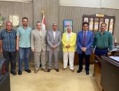 ملتقى توظيف تعليمى لدعم الطلاب والخريجين والباحثين بتربية الزقازيق 