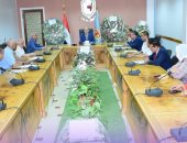 جامعة سوهاج تتابع استعداداتها لبدء المرحلة الأولى من تنسيق الجامعات