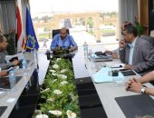 محافظ أسوان يلتقى أعضاء مجلس النواب والشيوخ 