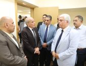 تنسيق الجامعات 2023.. وزير التعليم العالي يتفقد أعمال مكتب التنسيق الرئيسي بجامعة عين شمس