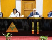 رئيس جامعة المنوفية يجتمع بمديرى العموم ويناقش آليات سير العمل وتطوير الأداء