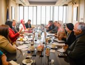 وزيرا البيئة والآثار يبحثان ممارسة أنشطة السياحة البيئية داخل المحميات الطبيعية