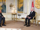 وزير الخارجية ينقل رسالة من الرئيس السيسي إلى الرئيس قيس سعيد
