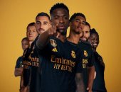 ريال مدريد يكشف عن قميصه الثالث للموسم الجديد قبل انطلاق الدورى الإسبانى