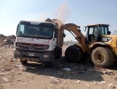 حملات مكثفة للنظافة ورفع المخلفات ودعم الإنارة العامة بمراكز المنيا