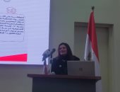 وزيرة الهجرة: إعادة استيراد السيارات والرخصة الذهبية أبرز توصيات "مؤتمر المصريين بالخارج"