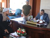 184 مواطنًا يعرضون مطالبهم خلال اللقاء الجماهيري بمحافظة سوهاج