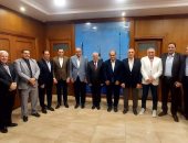 محافظ بورسعيد يستقبل مجلس إدارة الغرفة التجارية الجديد لتقديم التهنئة