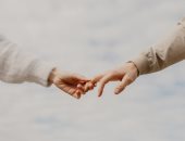 5 كابلز أبراج ينسجمون بشكل مثالى فى الحياة العاطفية.. الثور والسرطان الأبرز