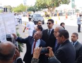 وزير التنمية المحلية يصل محافظة القليوبية لتفقد وافتتاح عدد من المشروعات