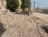 الجيزة: رفع مخلفات من شارع مسجد السلام بوراق الحضر استجابة للمواطنين