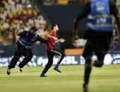 النيابة السعودية تطالب الجماهير بالالتزام بالتعليمات وتحذر من نزول الملاعب