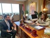 وزيرة الهجرة: تواصل مستمر مع الجاليات ونقف على مسافة واحدة منهم جميعًا