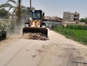 الوحدات المحلية تواصل حملات النظافة ورفع الإشغالات بمراكز ومدن المنيا
