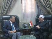 مفتي الجمهورية يستقبل محافظ الشرقية مهنئًا على تجديد الثقة
