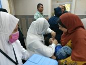 محافظ شمال سيناء يتابع حملة التطعيم ضد شلل الأطفال بمدينة العريش.. صور