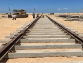 النقل تعيد تركيب خط السكة الحديد "الفردان - بئر العبد" بطول 100 كم