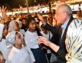محافظ جنوب سيناء يلتقى 200 طفل ضمن مبادرة أهل مصر