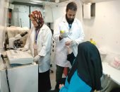فحص 1400 حالة خلال قافلة طبية بقرية الجهاد 4 بمركز العدوة ضمن "حياة كريمة"