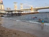رفع الرايات الخضراء على كل شواطئ الإسكندرية وارتفاع الحرارة لـ34 درجة